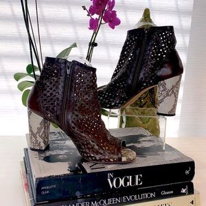 Pons Quintana Perforated Leather Open Toe Booties